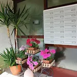 Appartementanlage Thermenblick In & Out *