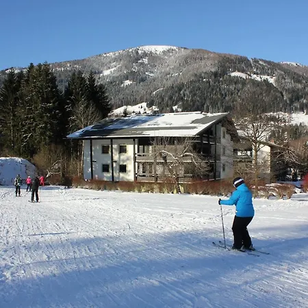 Appartementanlage Thermenblick In & Out Apartmán *