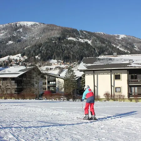 Appartementanlage Thermenblick In & Out Bad Kleinkirchheim